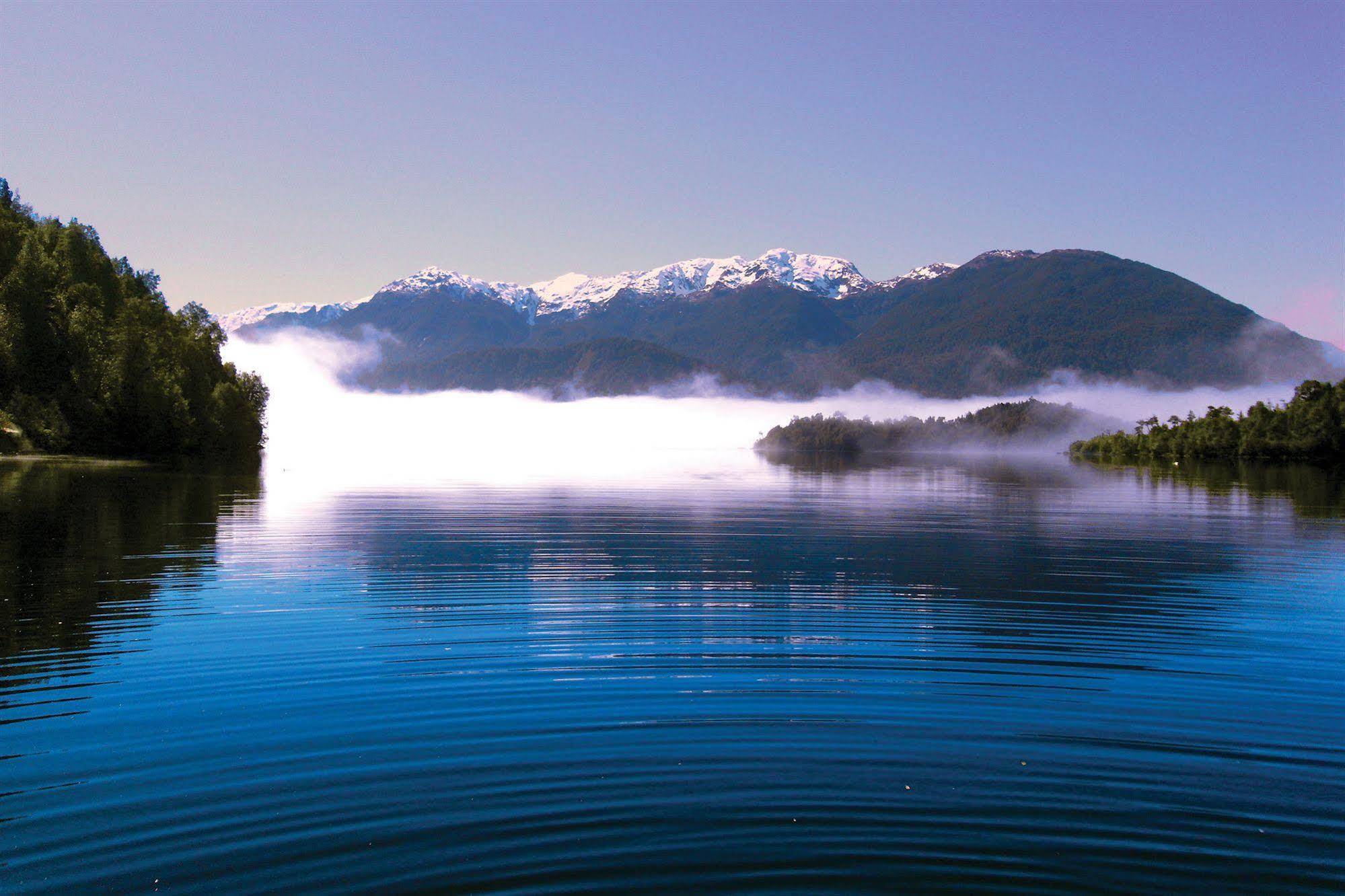 Puyuhuapi Lodge & Spa Luaran gambar