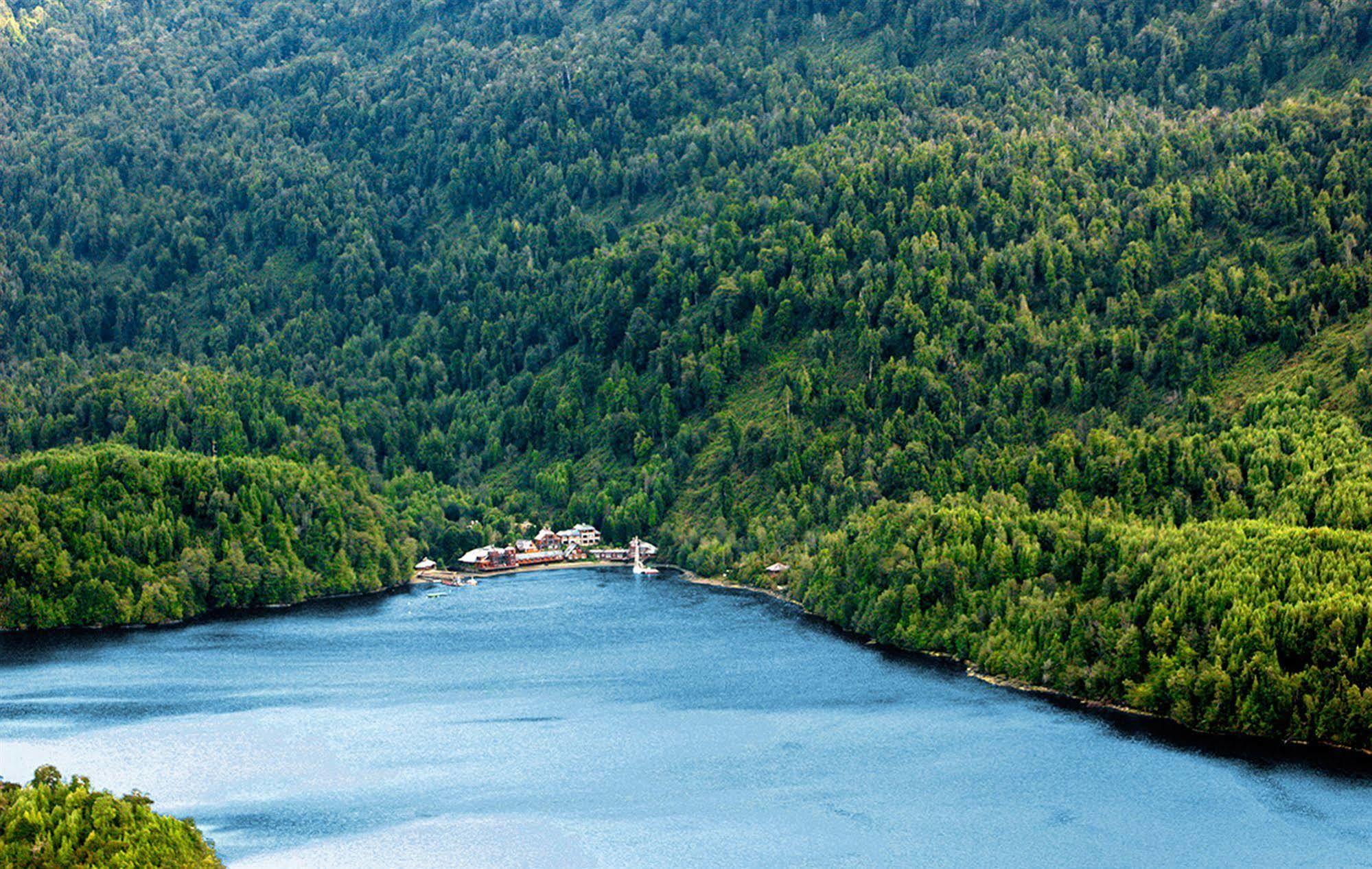 Puyuhuapi Lodge & Spa Luaran gambar